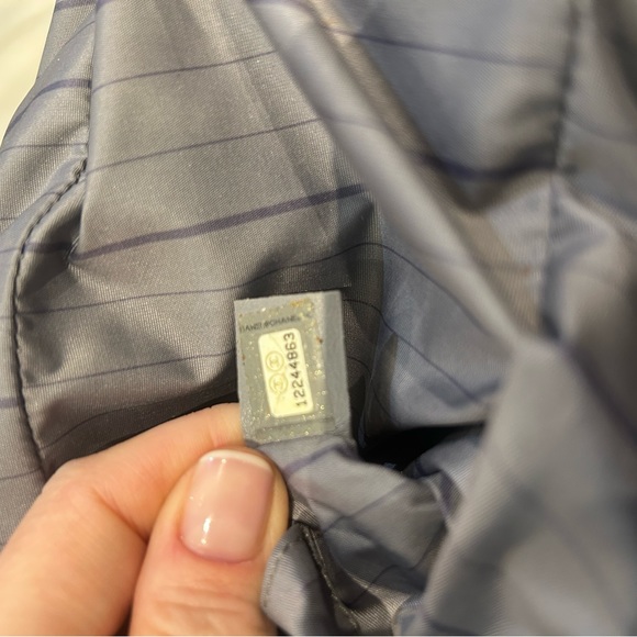 CHANEL shoulder bag 💯 % authentic. Amazing condition - Picture 9 of 9